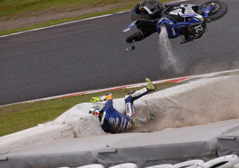 Spettacolare incidente alla 8 ore di Suzuka per Pol Espargaro