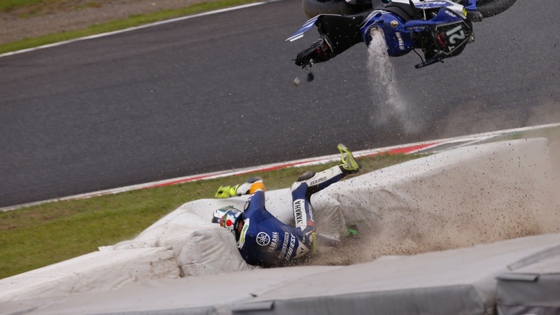 Spettacolare incidente alla 8 ore di Suzuka per Pol Espargaro