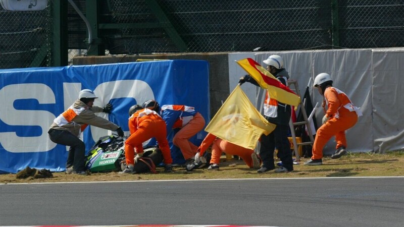 Suzuka. La caduta di Stoner e il ricordo di Kato