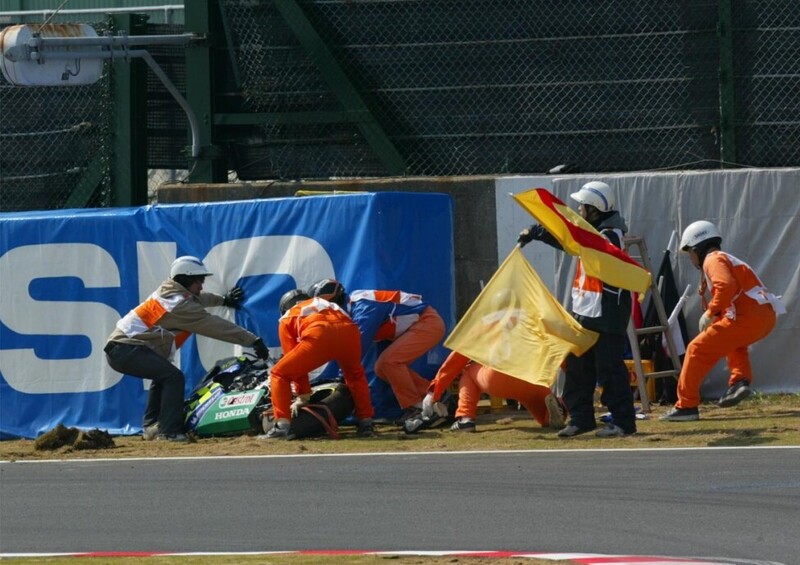 Suzuka. La caduta di Stoner e il ricordo di Kato