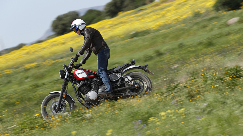 Yamaha SCR950  2017. La scrambler heritage