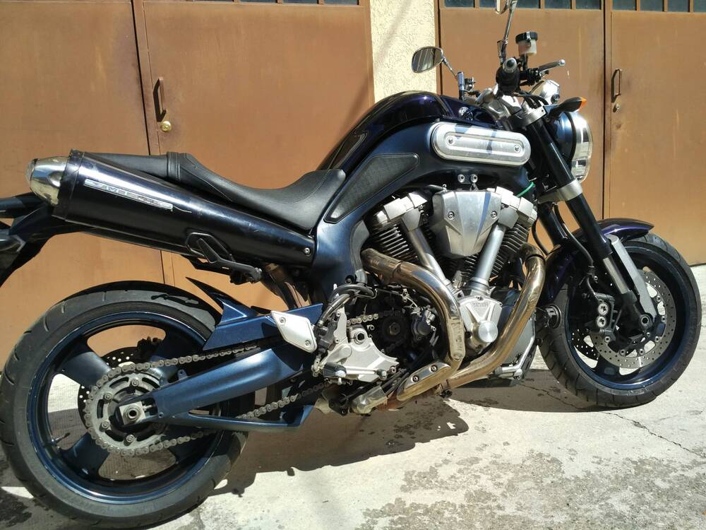 Yamaha MT-01 (2005- 11) (3)