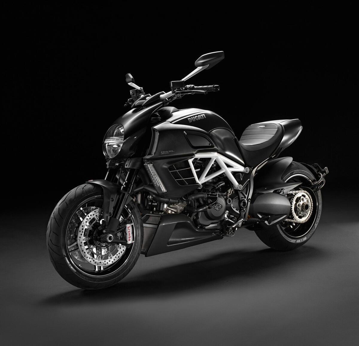 Ducati Diavel 1200 Cromo (2012)