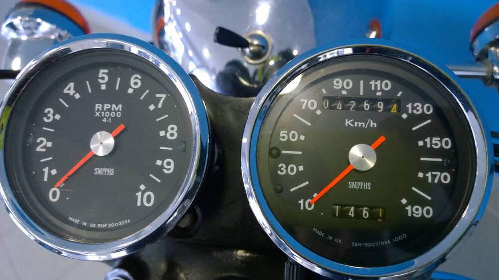 Triumph 500 T 100 R DAYTONA (11)