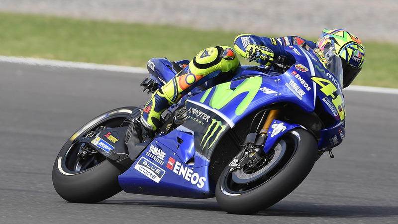 MotoGP 2017. Rossi: &quot;Fatico a fare i tempi del 2016&quot;