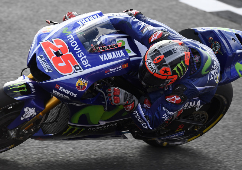 MotoGP 2017. Vinales si riporta in testa nel Warm Up