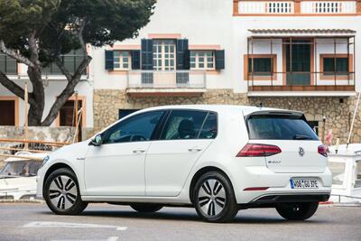 Volkswagen e-Golf 2017 [Video Primo Test]