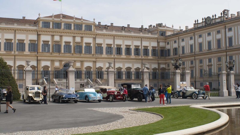 Villa Reale e centro Monza accolgono le auto del 3&deg; concorso brianzolo per auto storiche