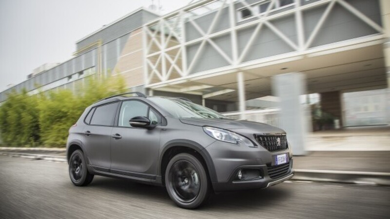 Peugeot 2008 Black Matt, ecco la nuova top di gamma